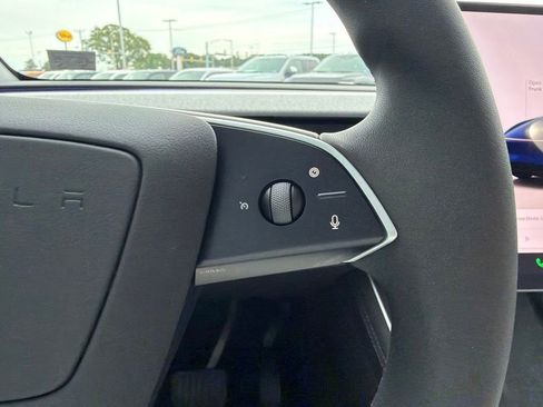 Used 2026 Tesla Model Y Long Range RWD image 27