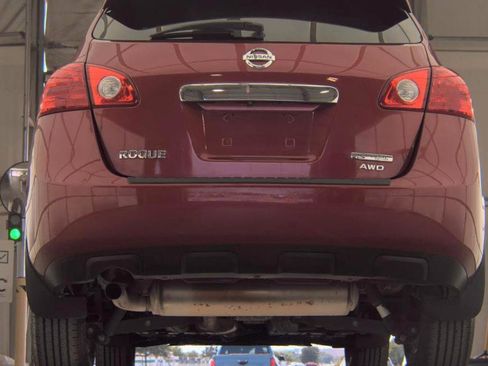 Used 2013 Nissan Rogue S w/ Special Edition Pkg AWD/4WD image 7