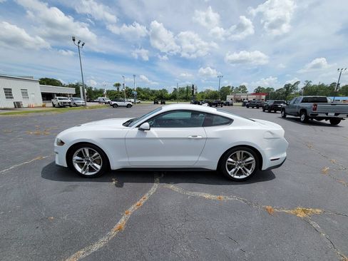 Used 2020 Ford Mustang Coupe w/ Equipment Group 101A RWD image 2