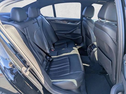 Used 2018 BMW 530e RWD image 18