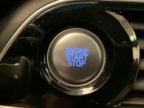 Used 2022 Genesis G70 3.3T w/ Sport Advanced Package image 25