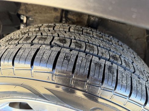 Used 2019 Toyota Highlander Limited image 33