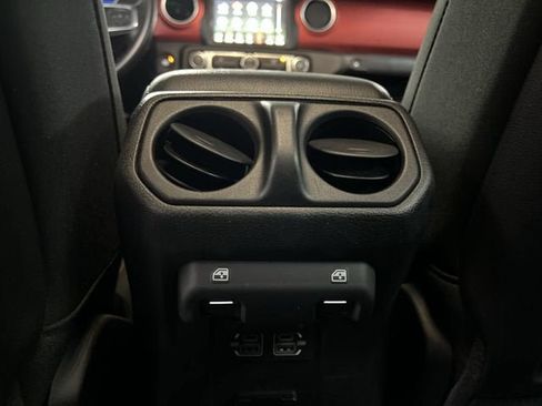 Used 2021 Jeep Gladiator Rubicon AWD/4WD image 21
