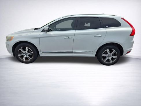Used 2015 Volvo XC60 T6 Platinum FWD image 4