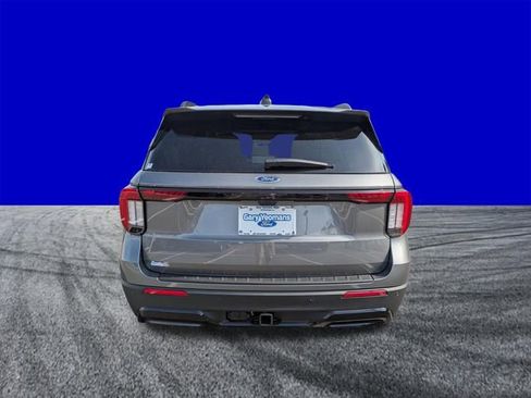 Certified 2026 Ford Explorer ST-Line w/ ST-Line Street Pack RWD image 5
