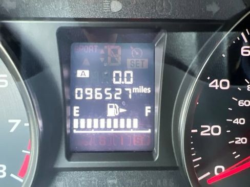 Used 2017 Subaru Crosstrek 2.0i Premium AWD/4WD image 14