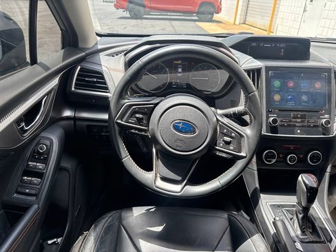 Used 2021 Subaru Crosstrek 2.5i Limited w/ Moonroof Package 2 AWD/4WD image 2