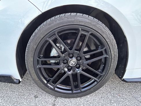 Used 2022 Toyota Corolla SE w/ Carpet Mat Package (TMS) image 24