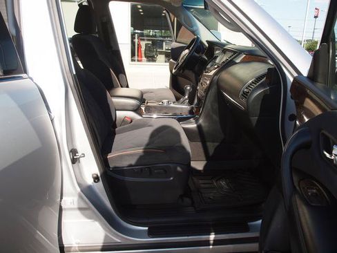 Used 2017 Nissan Armada SV AWD/4WD image 6