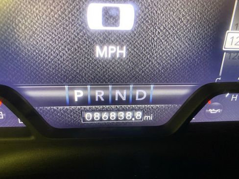Used 2022 RAM 1500 Big Horn AWD/4WD image 16