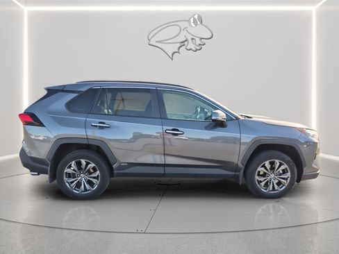 Used 2023 Toyota RAV4 Limited AWD/4WD image 6