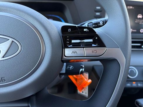 New 2026 Hyundai Elantra SE image 15