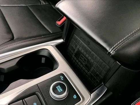 Used 2021 Ford Explorer Limited w/ Equipment Group 301A image 35