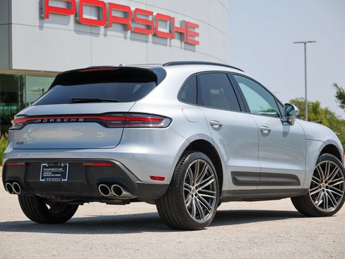 Certified 2026 Porsche Macan AWD/4WD image 15