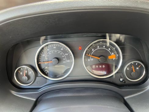 Used 2015 Jeep Compass Latitude AWD/4WD image 39