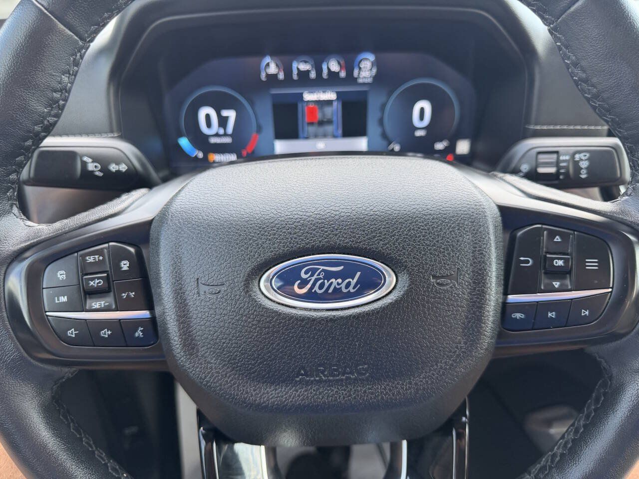 Used 2025 Ford Ranger Lariat w/ Trailer Tow Package AWD/4WD image 18