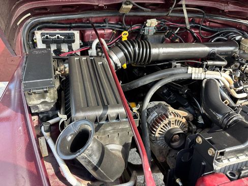 Used 2004 Jeep Wrangler Sport image 34