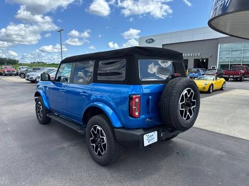 Used 2023 Ford Bronco Outer Banks AWD/4WD image 3