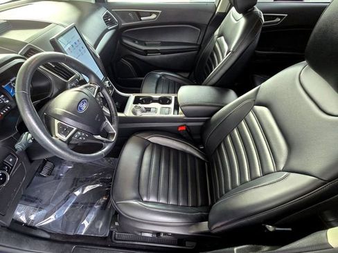 Used 2024 Ford Edge SEL image 20