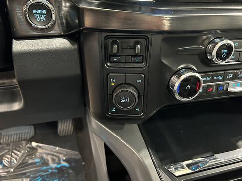 New 2027 Ford F250 Lariat w/ Black Appearance Package AWD/4WD image 20