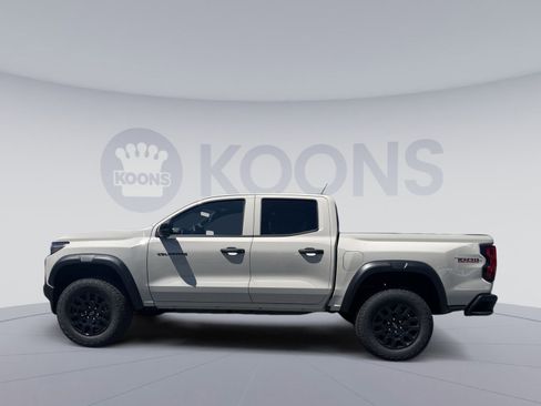 New 2026 Chevrolet Colorado Trail Boss AWD/4WD image 2