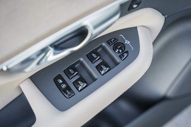 New 2026 Volvo XC90 B6 Plus AWD/4WD image 40