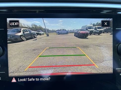 Used 2021 Volkswagen Atlas SEL Premium image 24