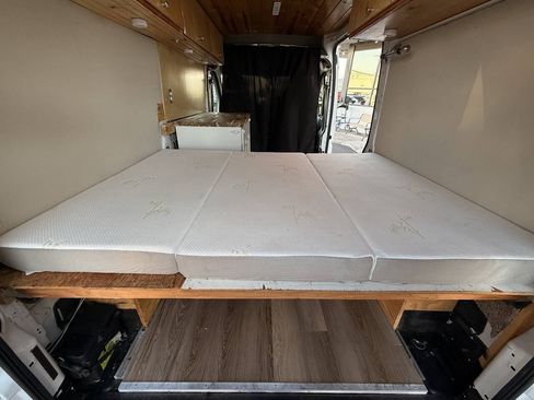 Used 2014 RAM ProMaster 1500 w/ Premium Appearance Group FWD image 10