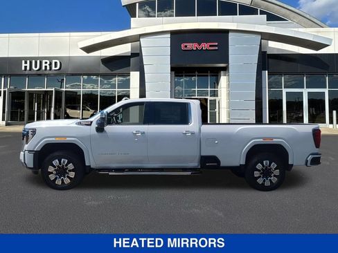New 2026 GMC Sierra 2500 Denali w/ Denali Reserve Package AWD/4WD image 8