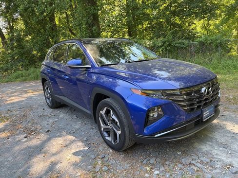 Certified 2024 Hyundai Tucson Limited AWD/4WD image 2