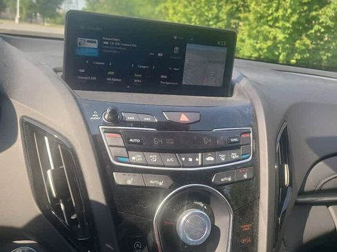 Certified 2023 Acura RDX FWD w/ Technology Package image 5