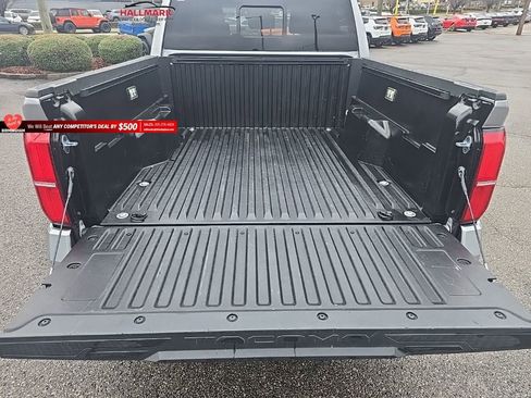 Used 2024 Toyota Tacoma SR5 w/ SR5 Upgrade Package image 22