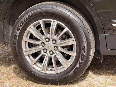 Used 2019 Cadillac XT5 Luxury FWD image 10