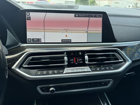 Used 2019 BMW X5 xDrive40i w/ Convenience Package AWD/4WD image 9