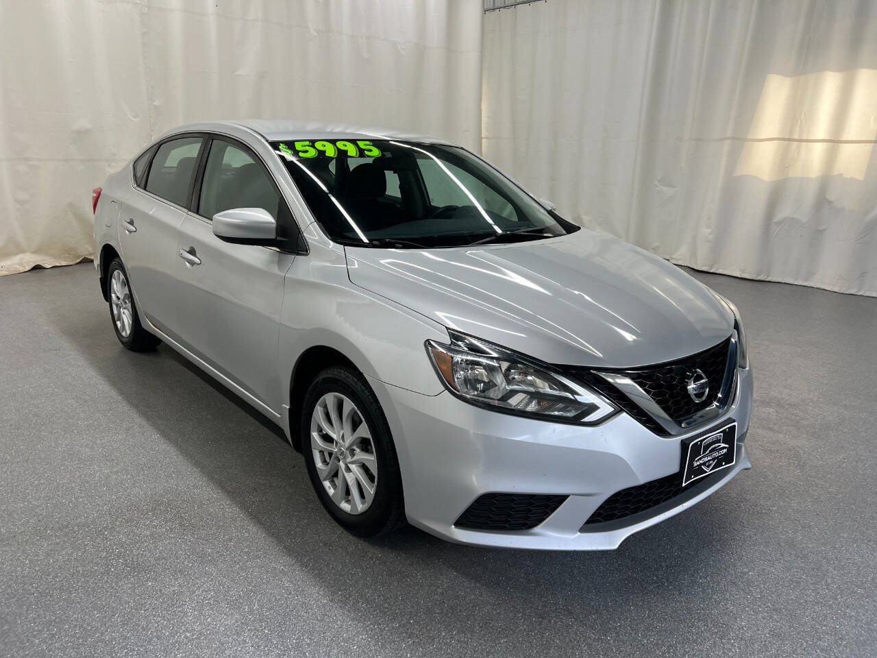 Used 2019 Nissan Sentra SV FWD image 3