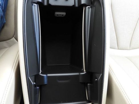 Used 2020 Buick Envision Essence w/ LPO, Interior Luxury Package FWD image 42
