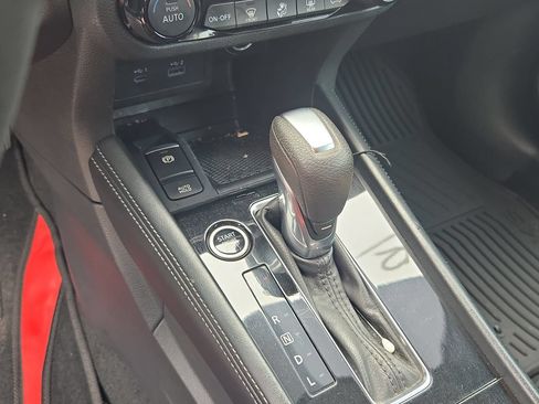 Used 2024 Nissan Kicks SR FWD image 14
