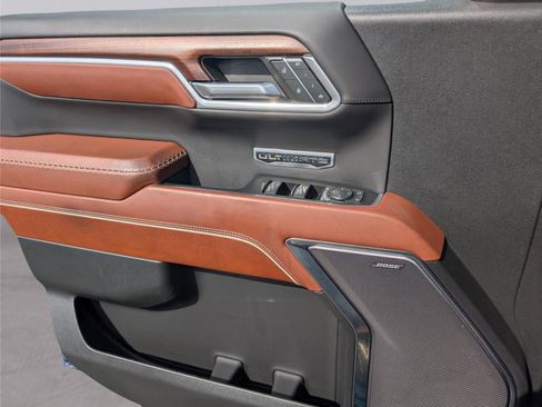 Used 2023 GMC Sierra 1500 Denali Ultimate image 16