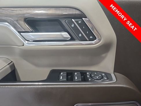 Used 2024 Chevrolet Silverado 2500 LTZ w/ LTZ Premium Package image 14