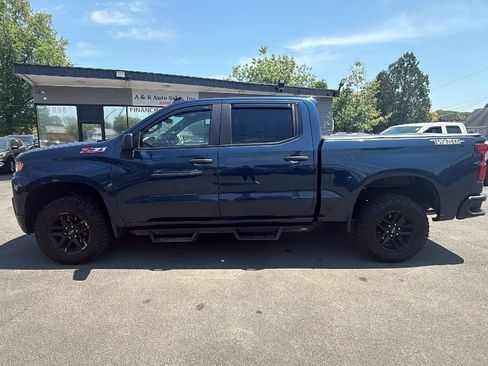 Used 2021 Chevrolet Silverado 1500 Custom Trail Boss AWD/4WD image 4