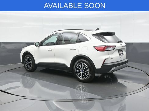 Used 2022 Ford Escape SEL w/ Technology Package FWD image 5