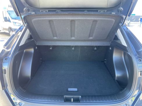 Used 2025 Hyundai Kona SEL image 31