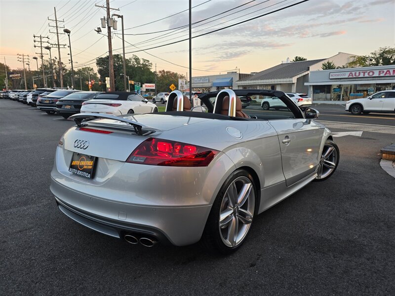 Used 2013 Audi TTS 2.0T Prestige w/ Prestige Pkg AWD/4WD image 2