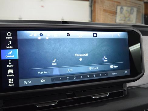 Used 2025 Jeep Wrangler Unlimited Sahara w/ Safety Group image 37