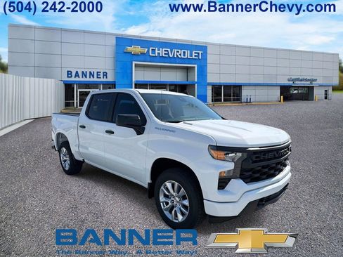 New 2026 Chevrolet Silverado 1500 Custom RWD image 2