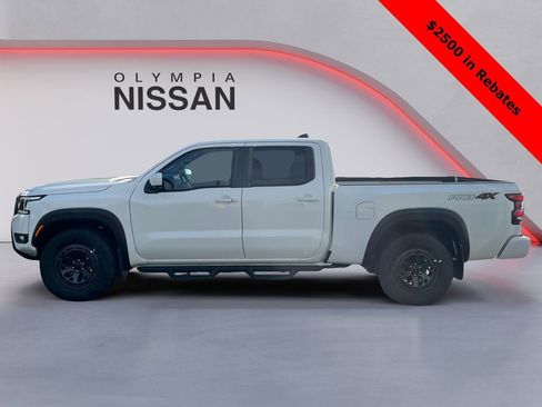 New 2026 Nissan Frontier PRO-4X w/ Pro-4x Convenience Package image 2