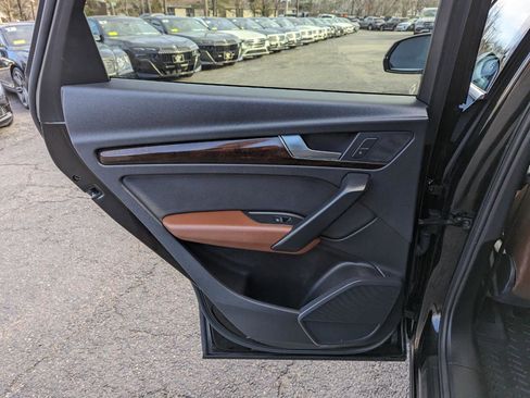 Used 2018 Audi Q5 2.0T Premium Plus w/ Premium Plus Package image 35