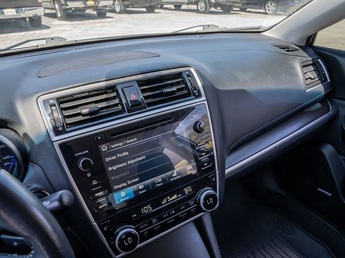 Used 2018 Subaru Legacy 2.5i Limited image 28