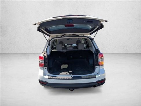 Used 2016 Subaru Forester 2.5i Limited image 7
