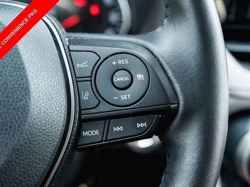 Certified 2019 Toyota RAV4 XLE AWD/4WD image 14
